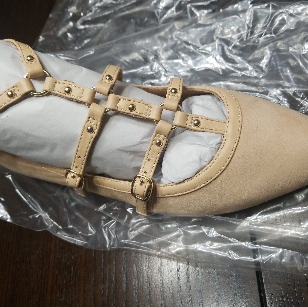 Shoes - Picture 5 of 5